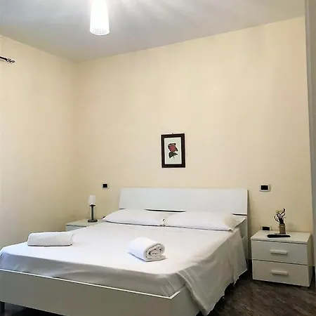 Guest House Loriano Marcianise Esterno foto
