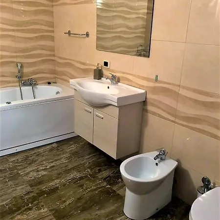 Guest House Loriano Marcianise Esterno foto